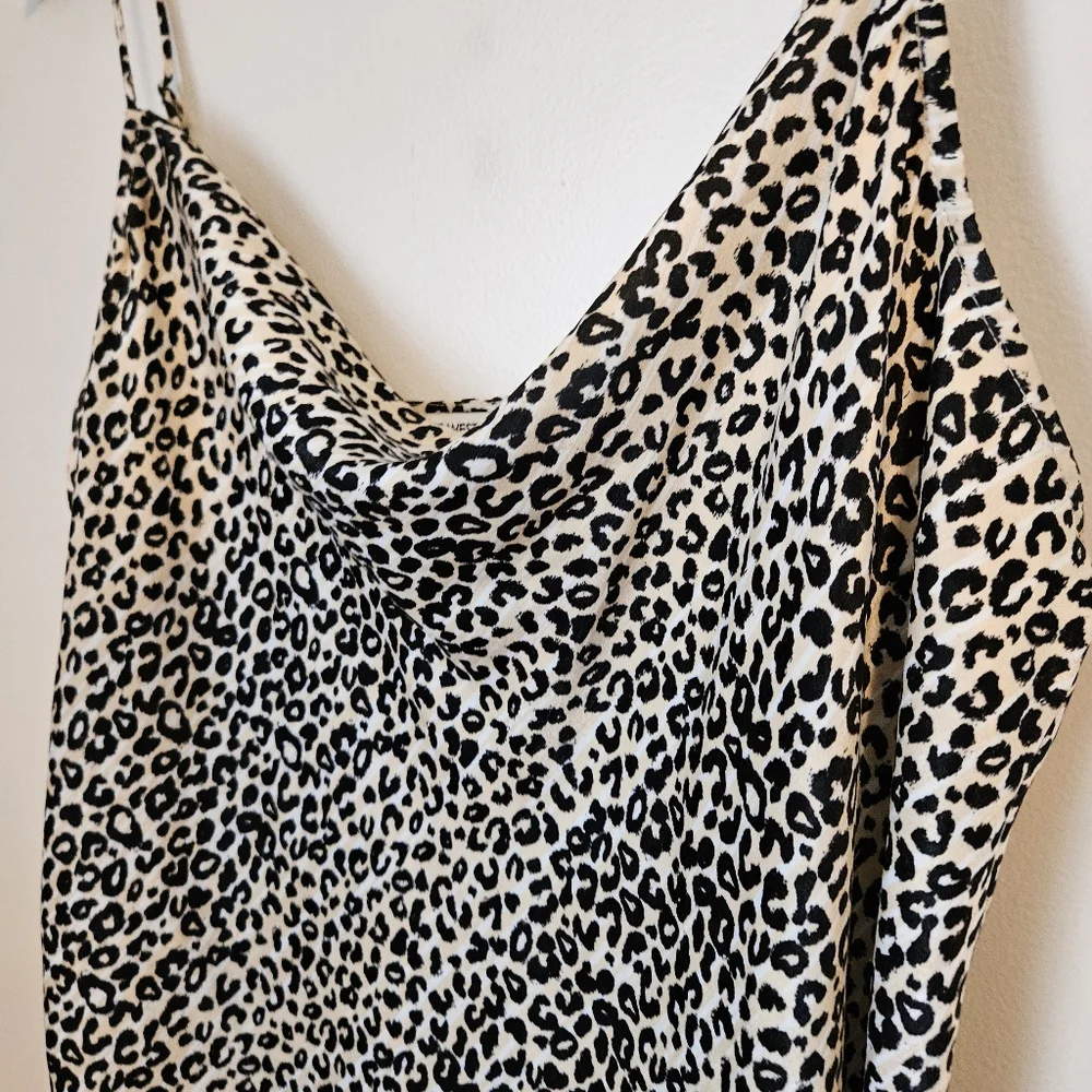 Nine West Tank Top Blouse Leopard Print Cowl Neck Camisole Date Night Animal - Picture 3 of 11